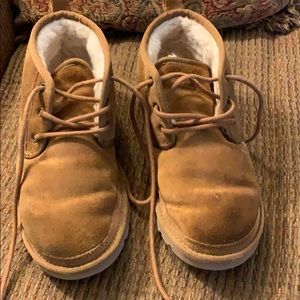 Ugg neumel size 7